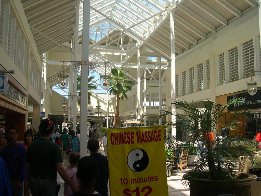 Oglethorpe Mall